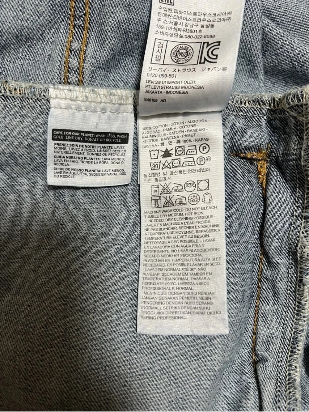 Levi's 72334-0139 Men's Medium Denim Trucker Jacket Faded Distressed Blue Jean M